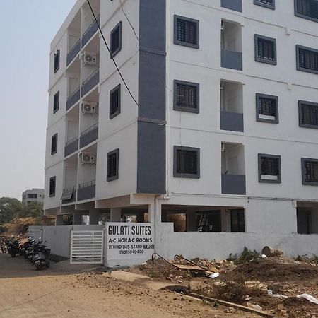 Hotel Gulati Suites Washim Exterior photo